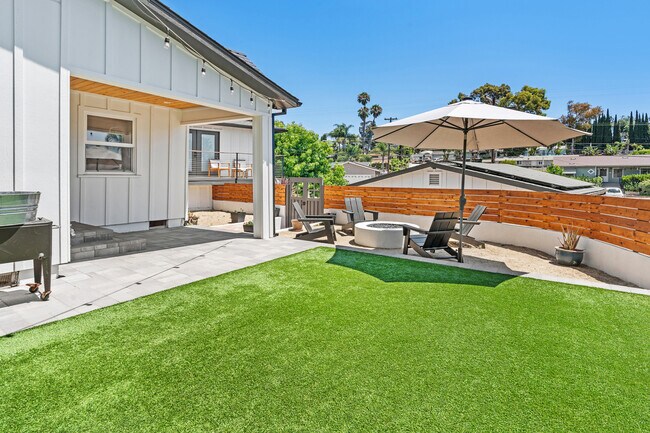 Building Photo - 246 Copper Ave