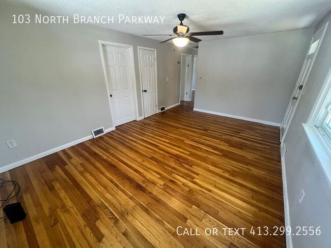 Building Photo - 103 N Branch Pkwy