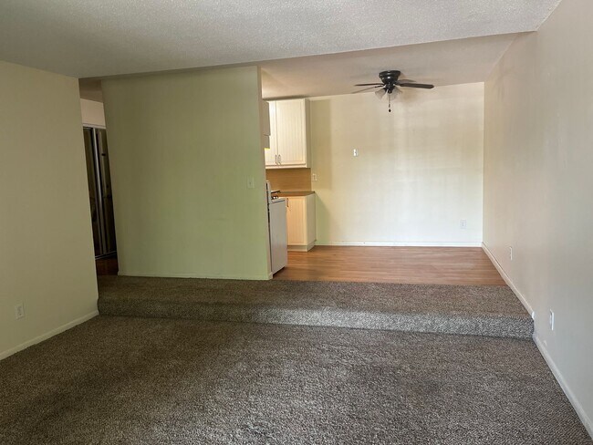 Building Photo - Maintenance-Free Living By The Beach