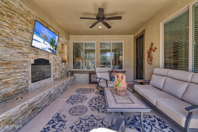 Building Photo - 13075 W Desert Vista Trail