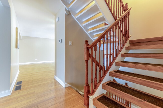 Building Photo - 2431 Cobblewood Dr