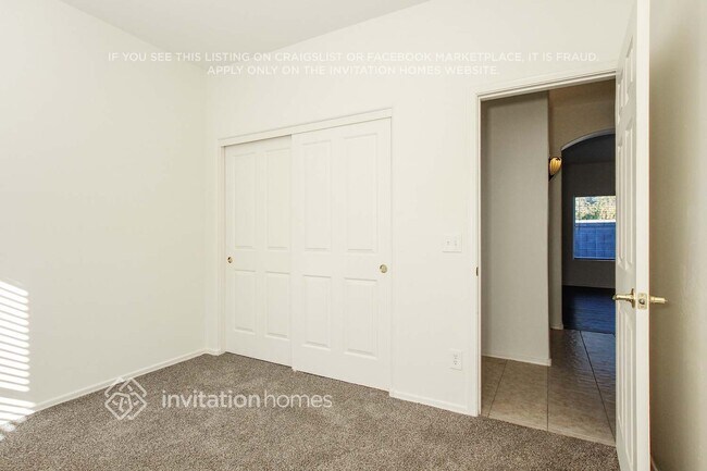 Building Photo - 15121 N 29th St