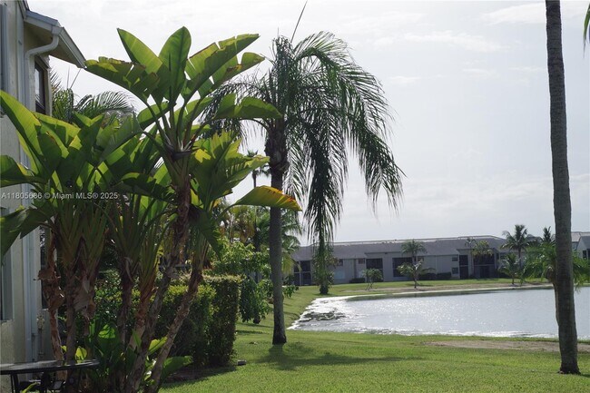Building Photo - 1500 Jefferson Dr