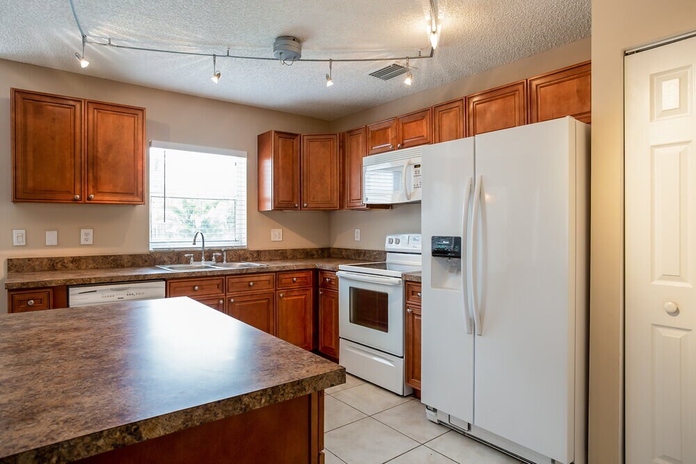 Building Photo - 7142 Davit Cir