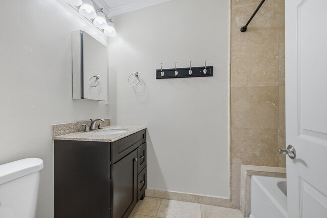 Building Photo - Stunning 3-Bedroom Burbank Home with Office & Entertainer’s Backyard