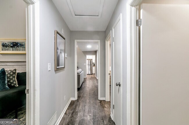 Building Photo - 85 Wilhelmina Dr