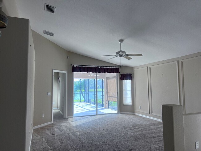 Building Photo - Sable Trace 3BR/2BT Lakefront Villa
