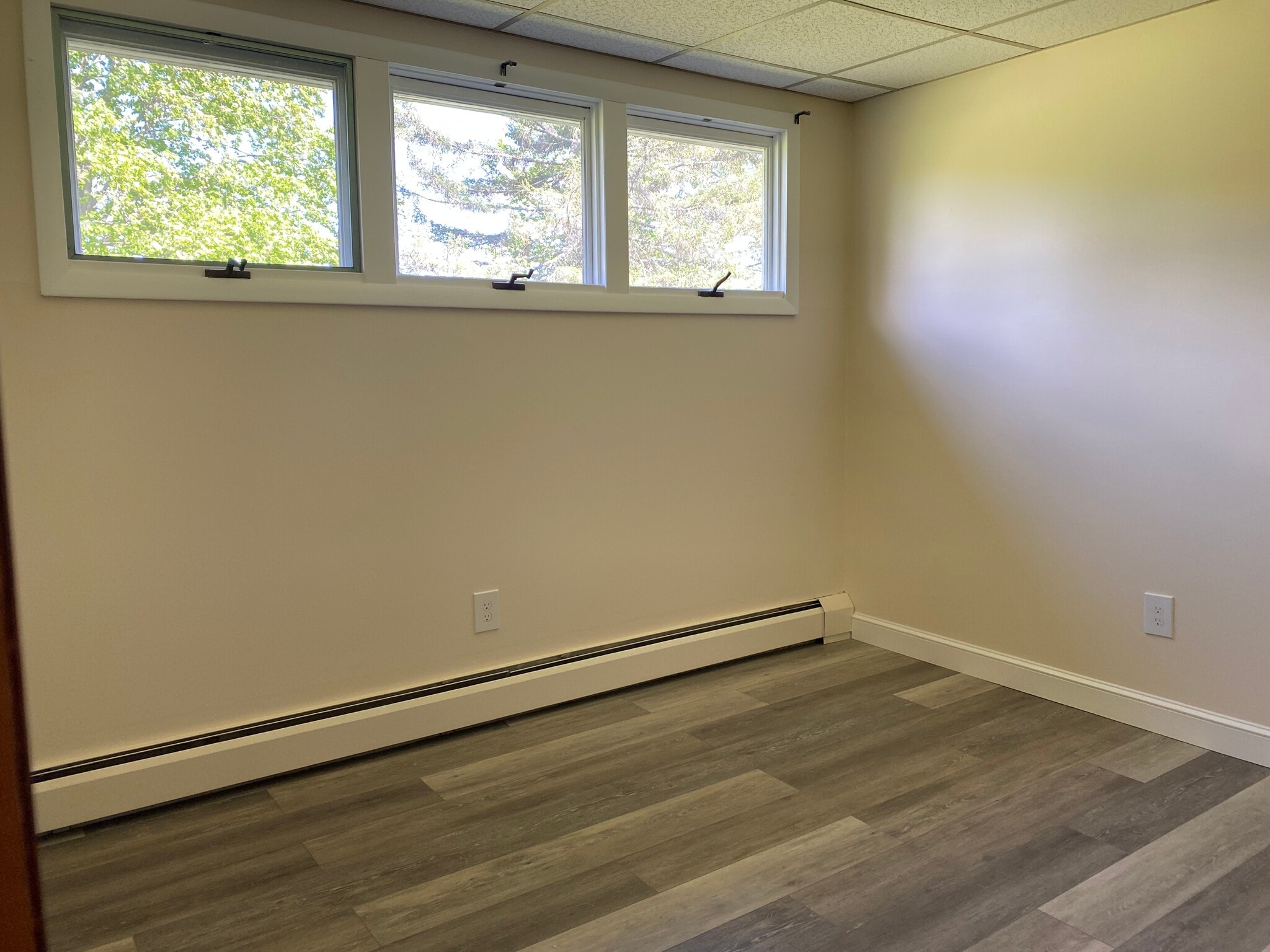 Building Photo - 33 Saco St