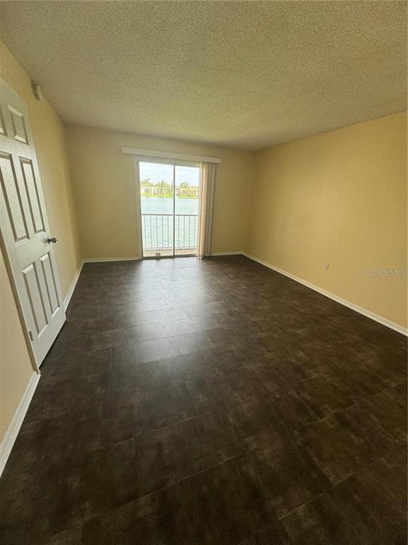 Building Photo - 536 Orange Dr
