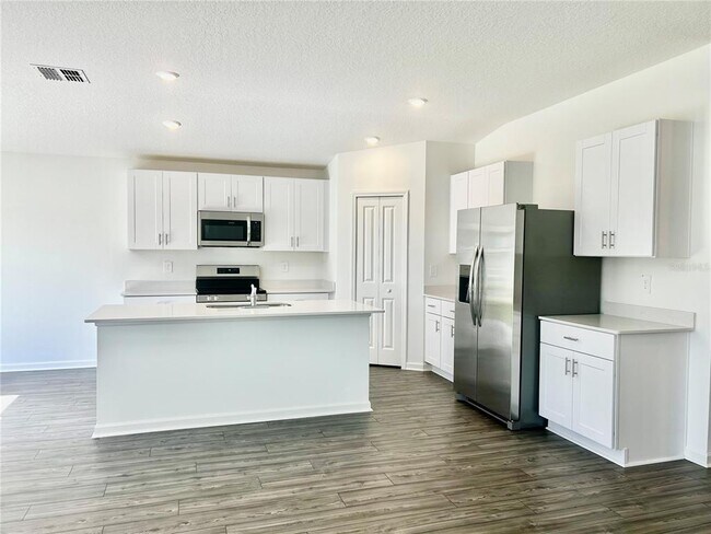 Building Photo - 1112 NW 48th Terrace