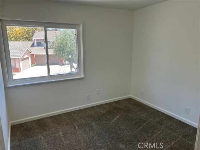 Building Photo - 6560 E Camino Vista