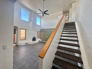 Building Photo - 870 Southeast Cir NW