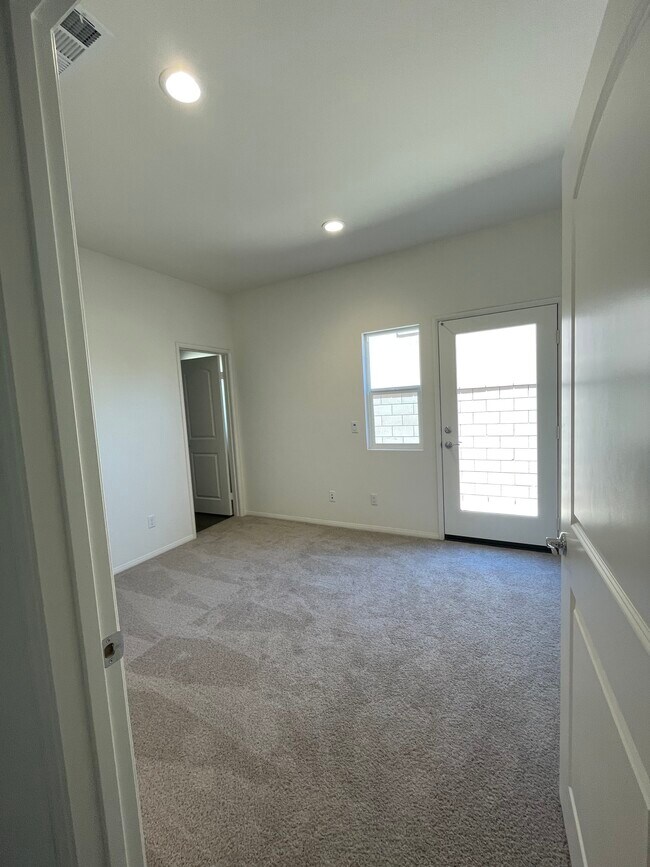 11386 Dunhaven Way 11386 Dunhaven Way Victorville CA 92392