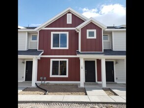Building Photo - 19 N Heading Ct