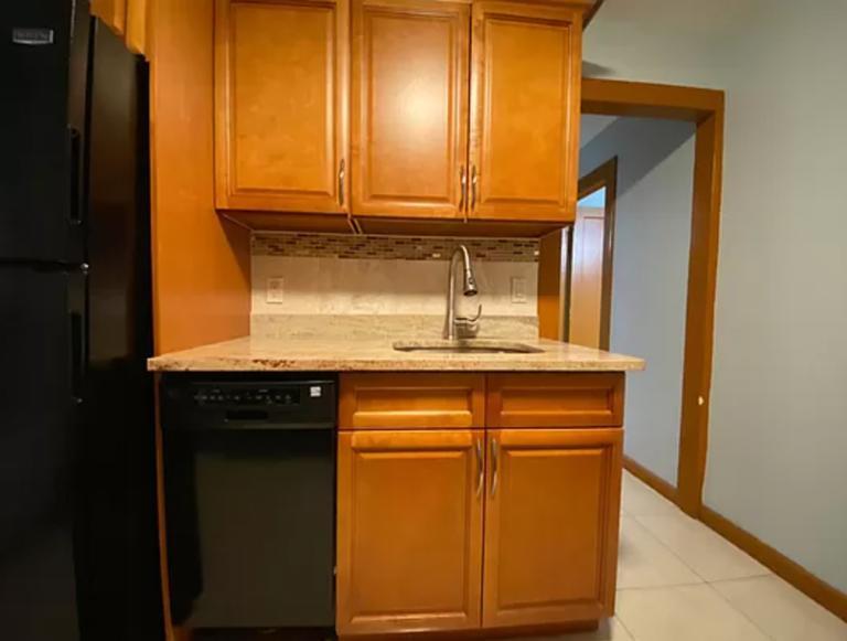 Building Photo - 21-08 29th Ave