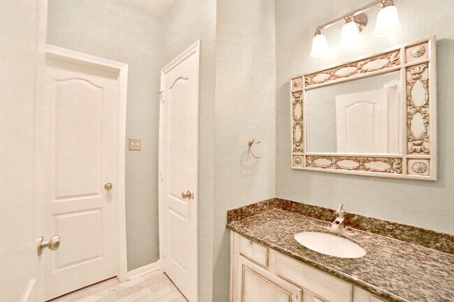Building Photo - 21811 Columbia Falls Ct