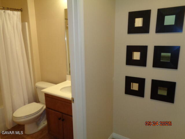 Building Photo - 42308 Klamath Ln