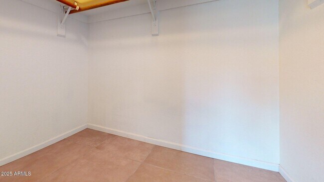 Building Photo - 9814 W Menadota Dr