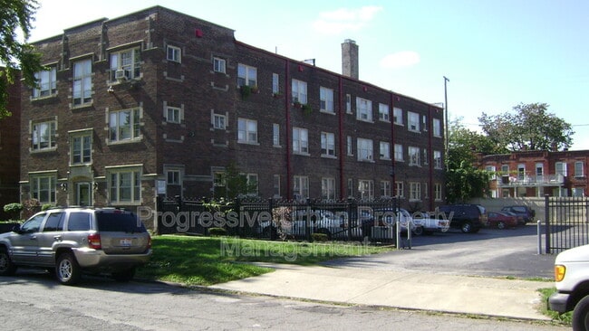 Building Photo - 1442 W 101st St