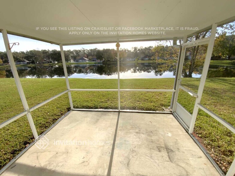 Building Photo - 572 Prosperity Lake Dr