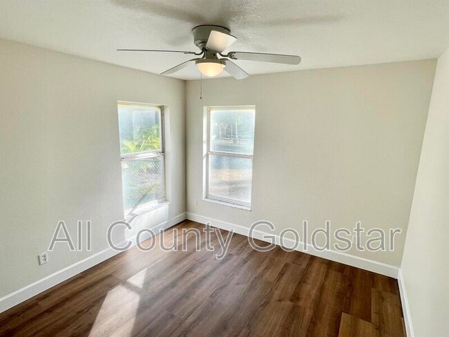 Building Photo - 2485 Traverse Ave