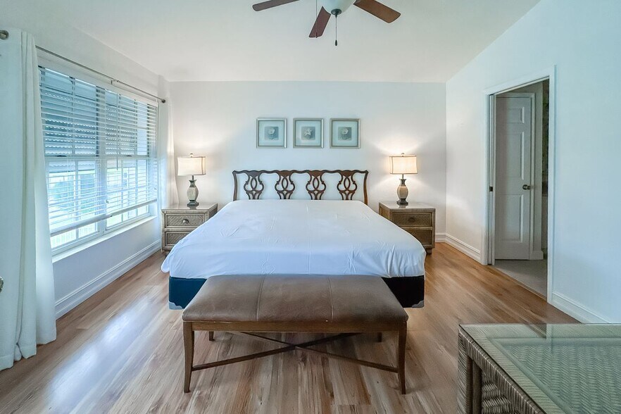 Building Photo - 1300 Misty Pines Cir