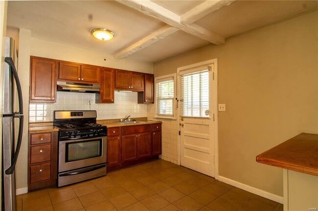 Building Photo - Adorable 2 bedroom home in Overland
