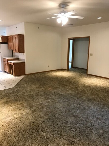 Building Photo - 1019 Bluemont Ave