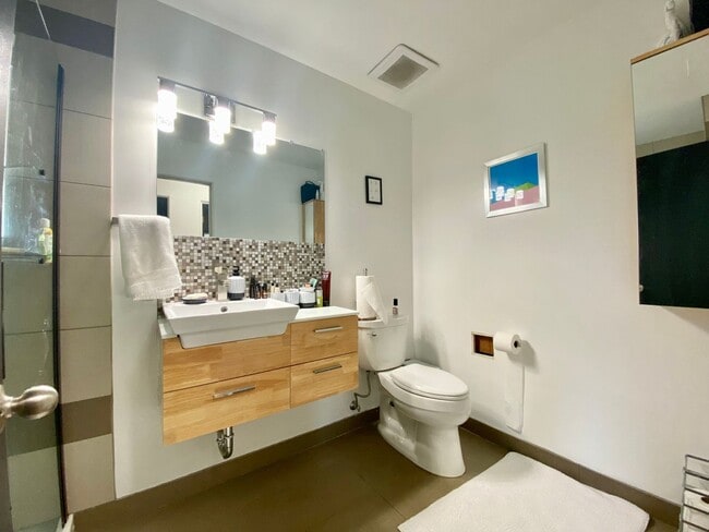 Building Photo - Charming Updated Home Across from Franklin Park and Hospital!