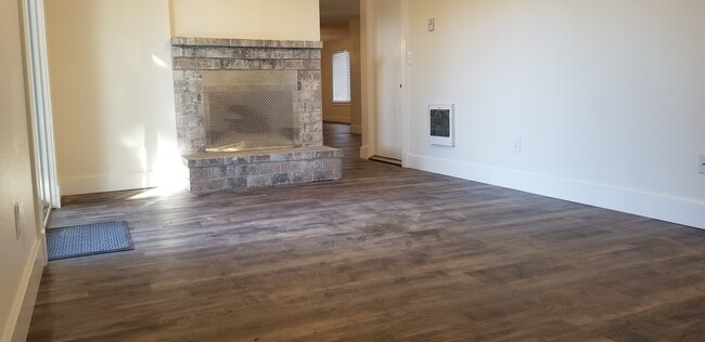 Building Photo - 9201 NE 97th Cir
