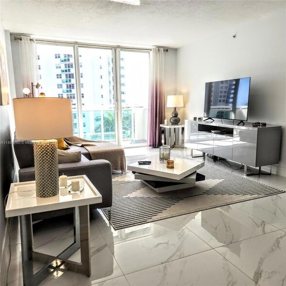 Primary Photo - 3000 S Ocean Drive Unit 510