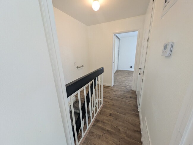 Building Photo - MOVE-IN READY - SPACIOUS 2-BEDROOM TOWNHOM...