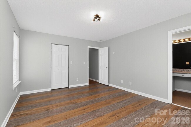Building Photo - 6238 King George Dr