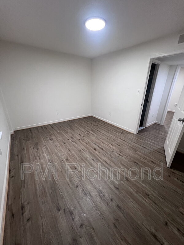 Building Photo - 3517 Briel St
