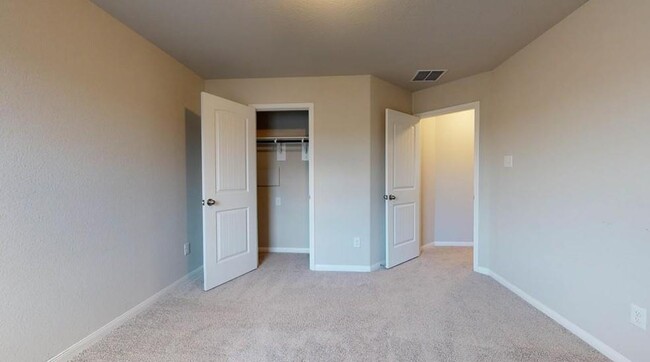 Building Photo - 3010 Orchid Ranch Dr