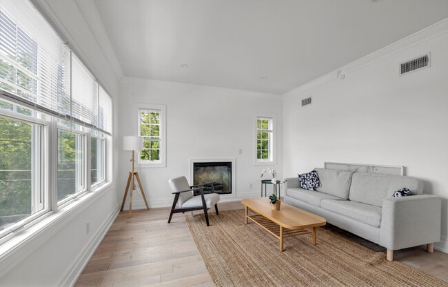 Building Photo - The Sagamore