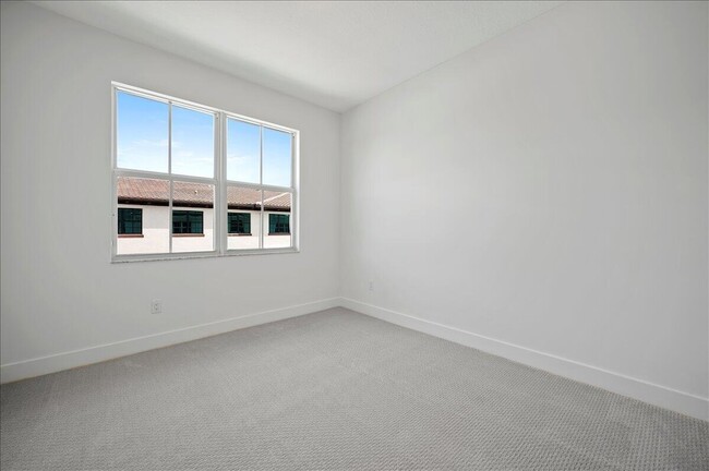 Building Photo - 5273 Beckman Ter