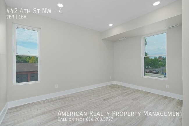 Building Photo - 442 4th St NW