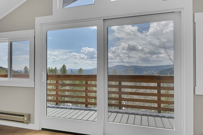 Building Photo - 45 Lodgepole Dr