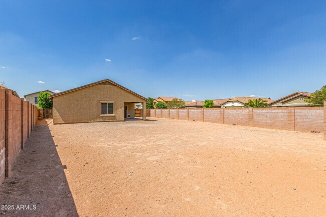 Building Photo - 41161 W Capistrano Dr