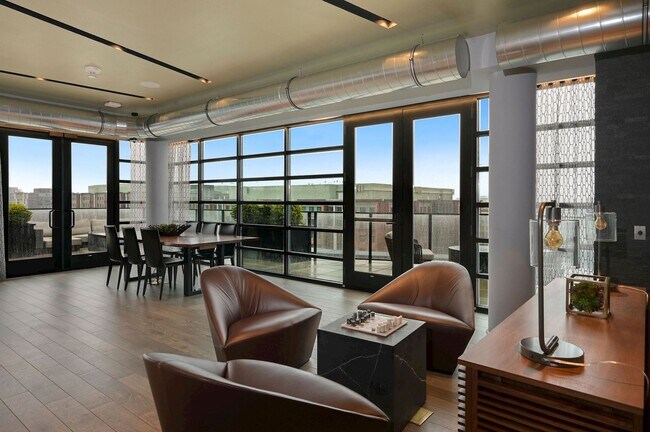 Building Photo - 6 Minute Walk to the Metro! 25 Minute Walk...
