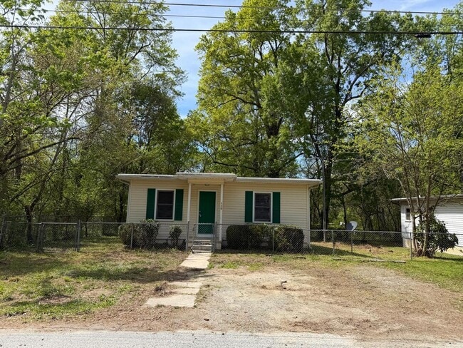 Building Photo - NOW AVAILABLE!!