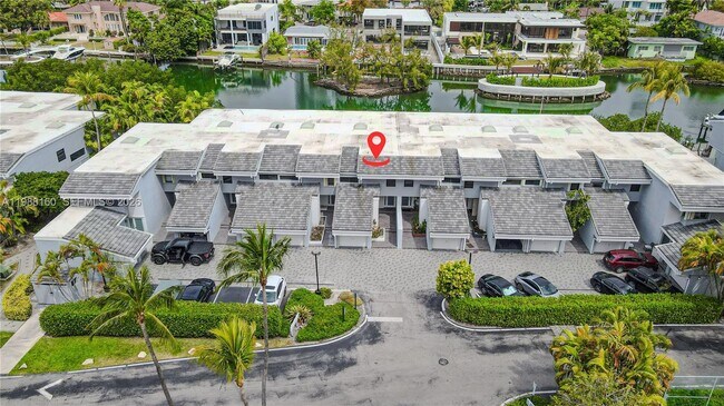 Building Photo - 231 Poinciana Island Dr