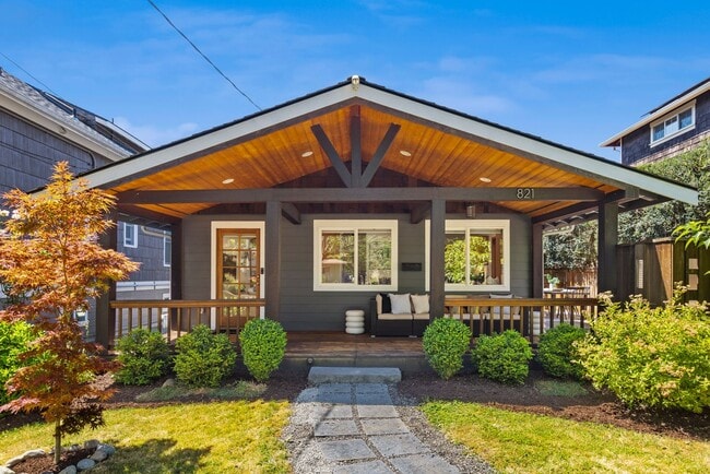 Primary Photo - Modern Retreat in the Heart of Capitol Hil...