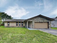 Building Photo - 7540 NW 21st Ct