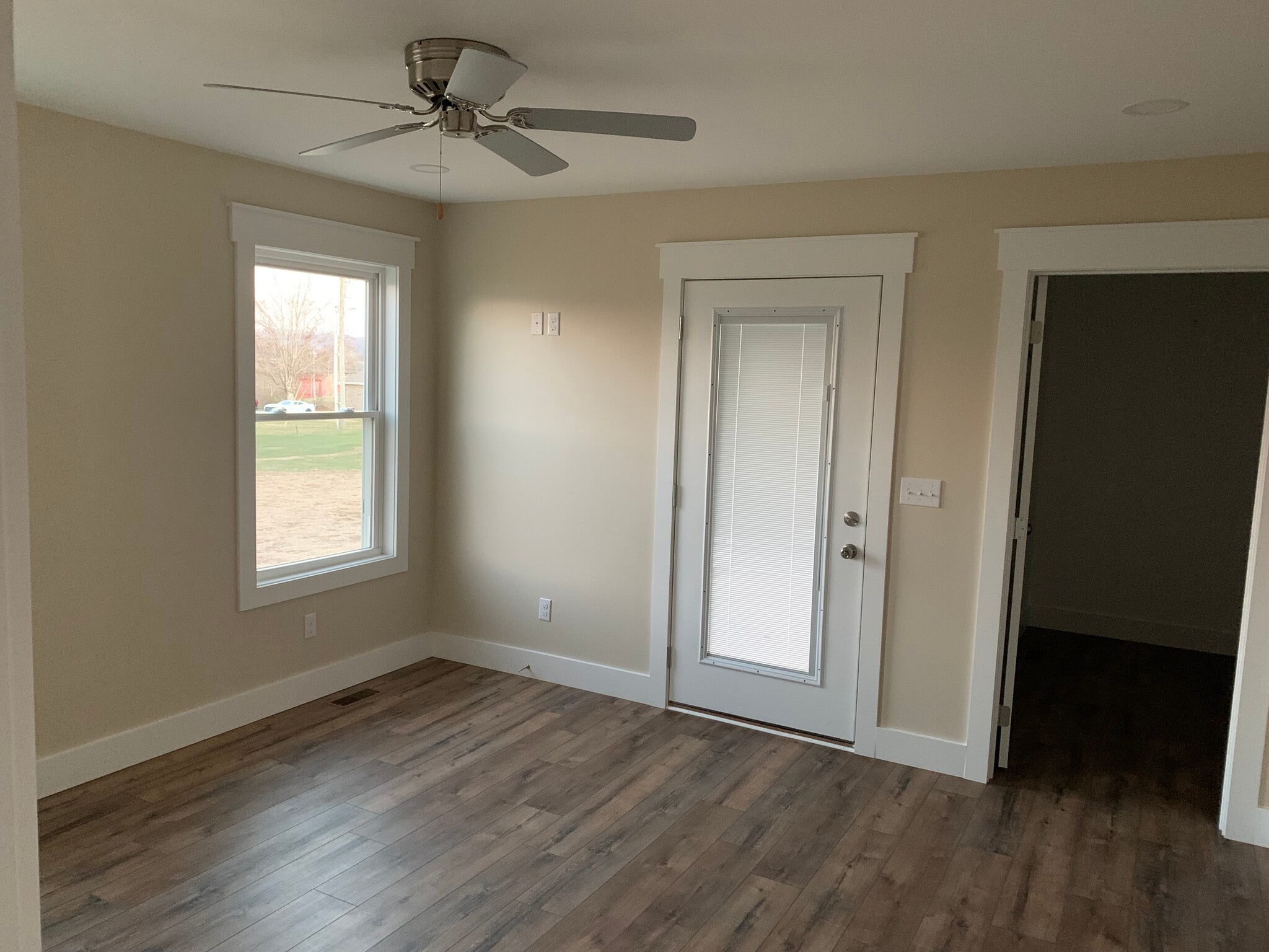 Building Photo - 1566 Thurman Rd