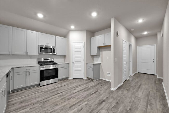 Building Photo - 257 Gallant Front Trl