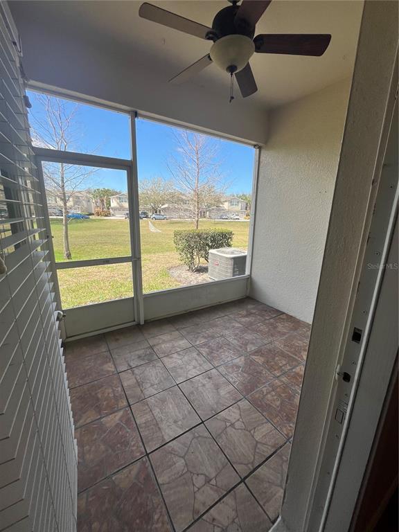 Building Photo - 1366 Priory Cir