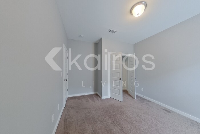 Building Photo - 11551 Crimson Ridge Rd