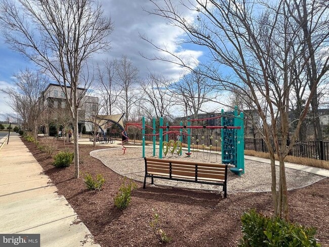 Building Photo - 4810 Garden View Ln